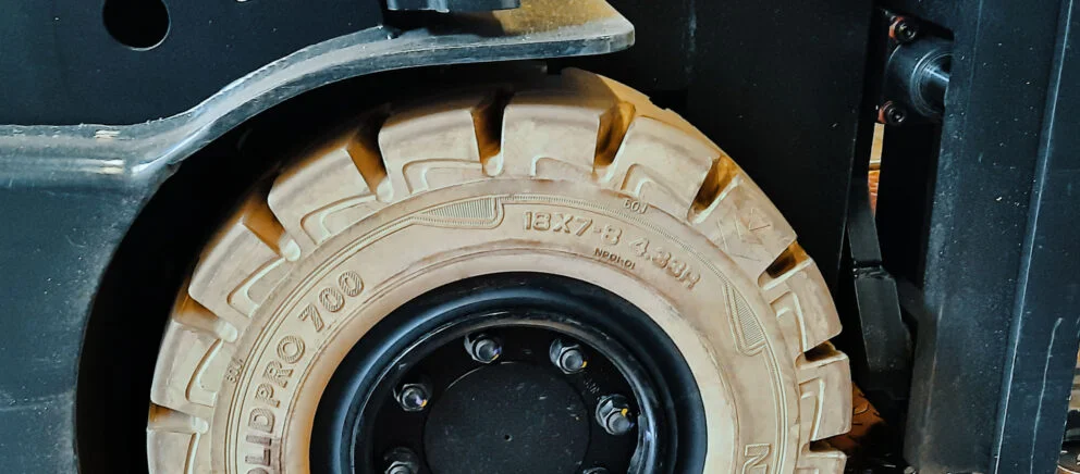 Расшифровка размера шины 18x7-8 для погрузчиков